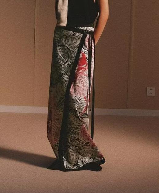 Spring Fashionable Printed Two Sided Sarong Skirt One Piece Skirt - ALZO