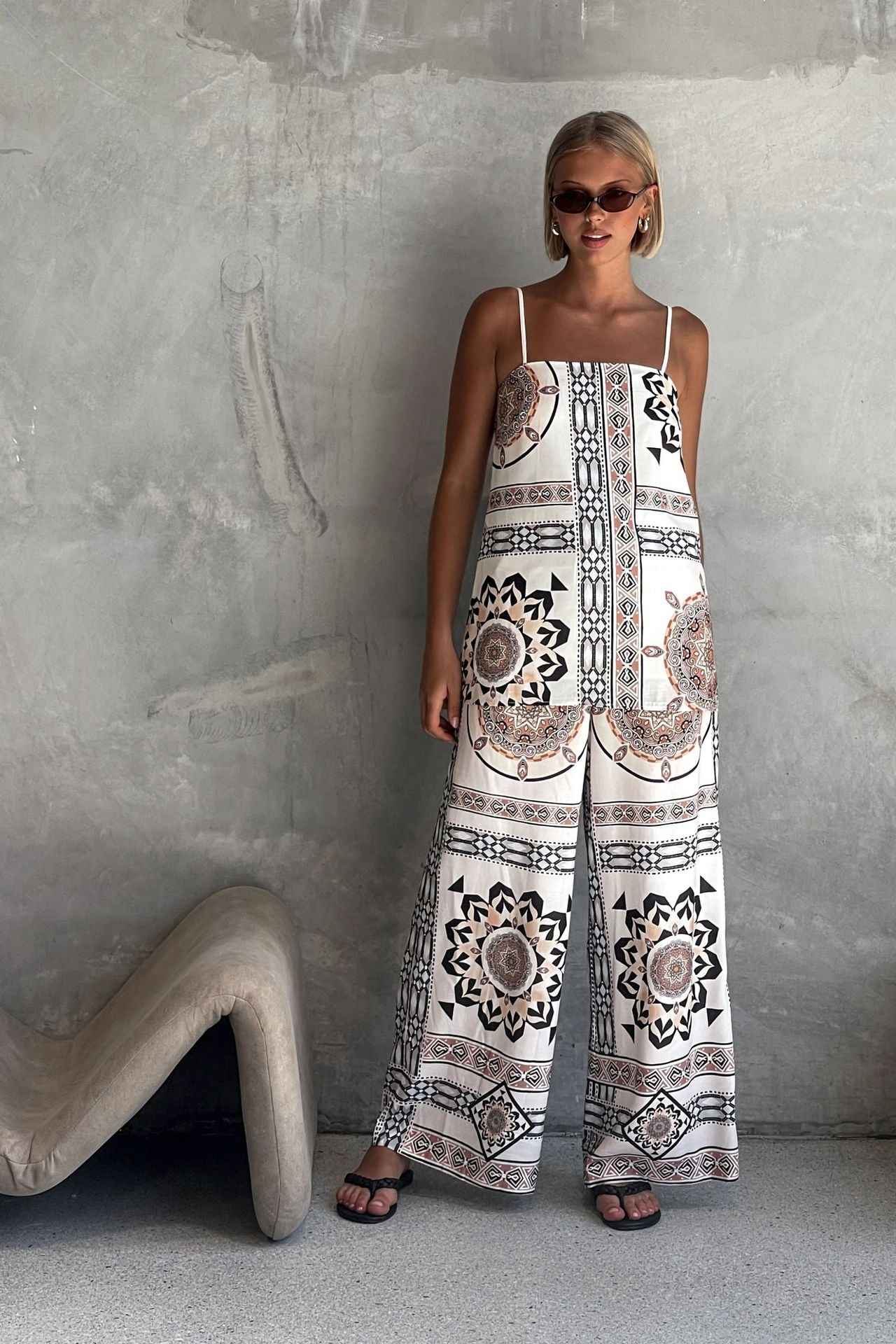 Summer Positioning Printing Loose Casual Sling Top Wide Leg Straight Pants Set