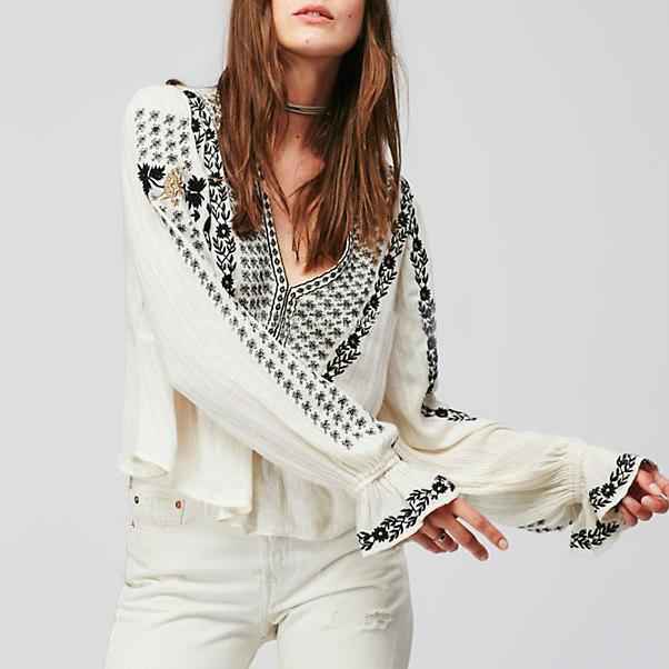 Lady Elegant And Refined Embroidered Flared Sleeve Top