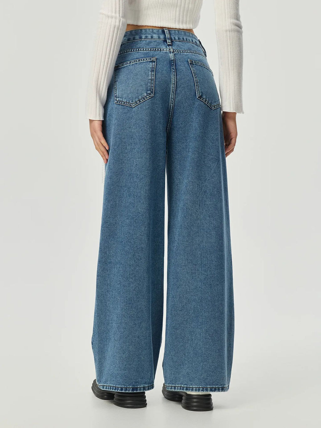 Women Wear Butterfly Decoration Loose Wide Leg Denim Trousers Women Jeans - ALZO