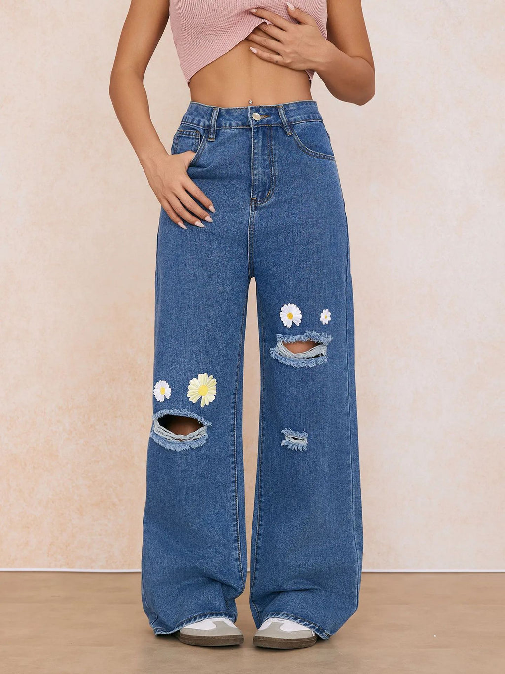 Women Wear Daisy Embroidery Ripped Loose Wide Leg Denim Trousers Women Jeans - ALZO