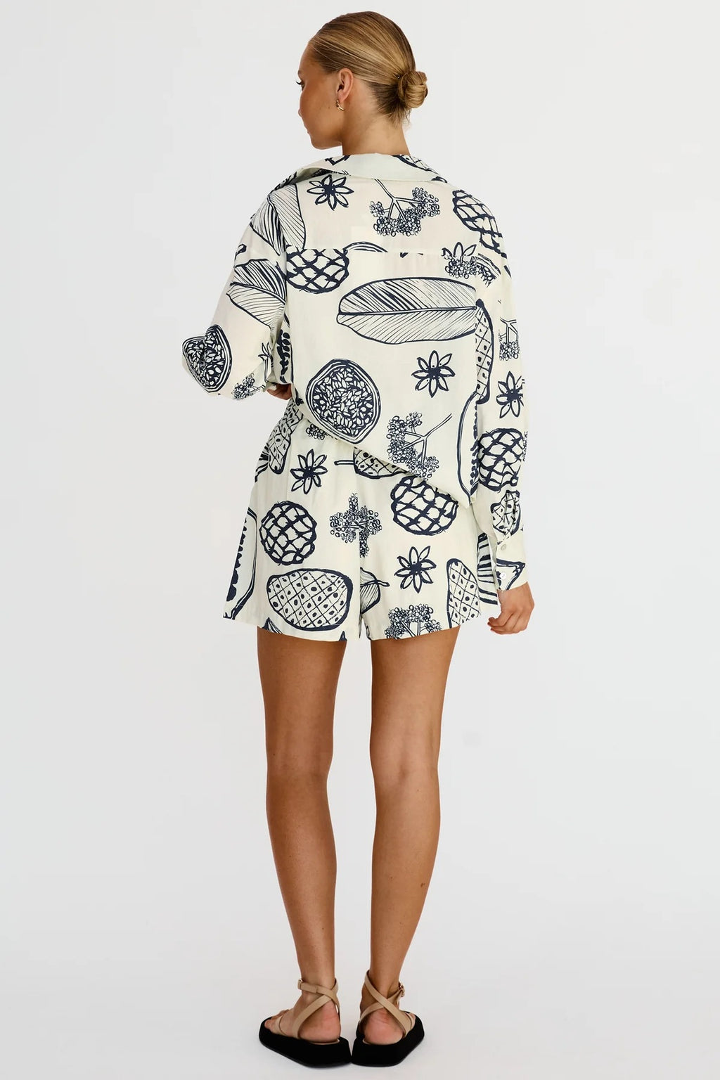 Early Autumn Casual Advanced Fruit Printed Shorts Cardigan Suit - ALZO