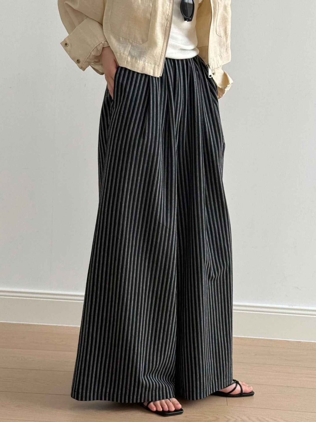 Simple Vertical Striped Casual Pants Women Summer Loose Feeling Loose Wide Leg Draggle Tail Trousers