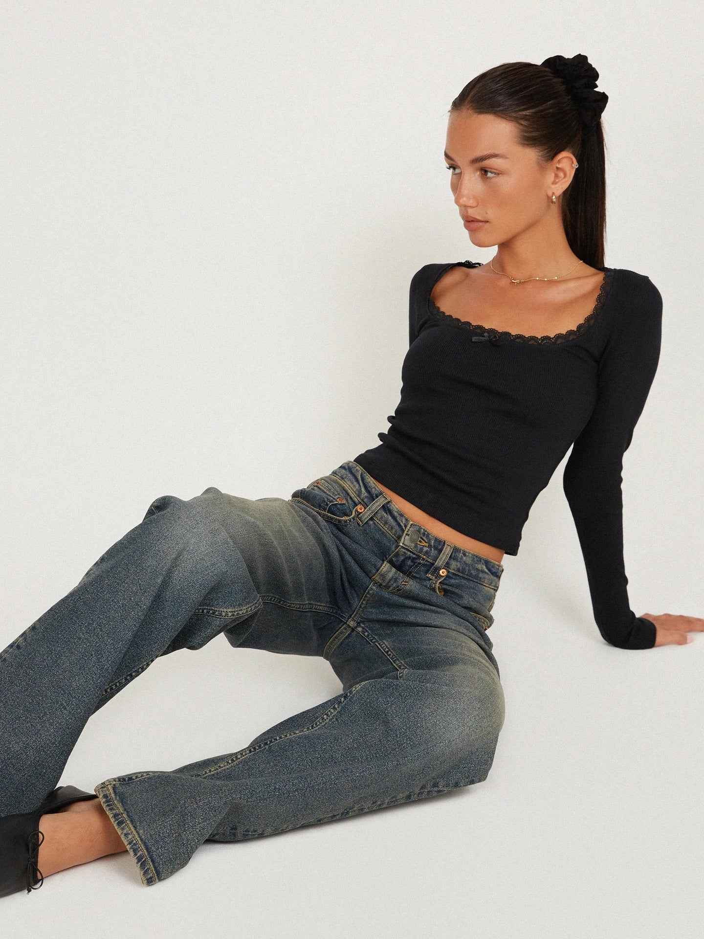 Long Sleeved T Shirt Women Brand Slimming Slim Lace Stitching Sexy Top U Neck Bottoming Shirt